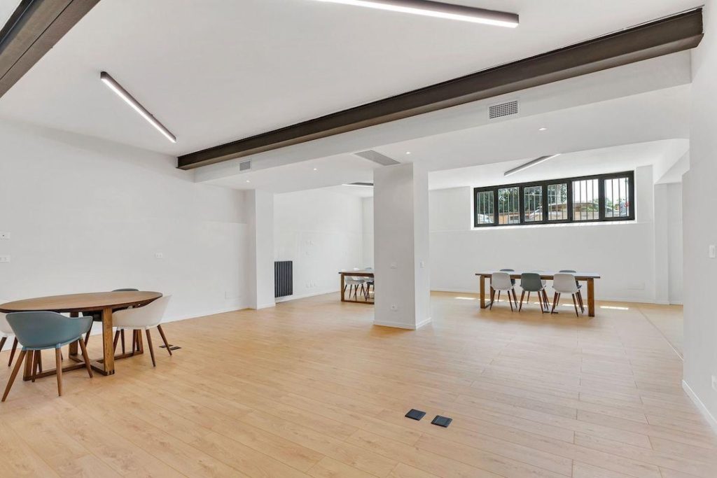 6A4D8A04-43A5-4AA8-81F1-184CF63188B7_1_105_c